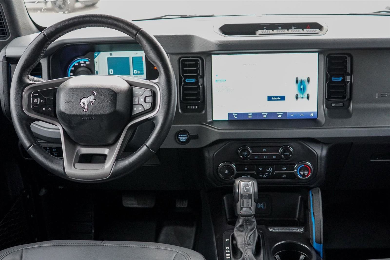 Certified 2024 Ford Bronco Black Diamond image 26