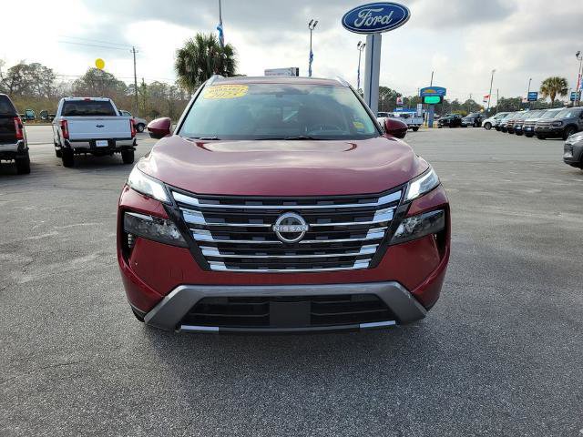 Used 2025 Nissan Rogue SL w/ SL Premium Package image 8