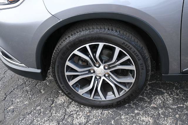 Used 2018 Mitsubishi Outlander ES FWD image 13