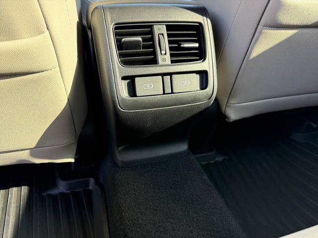 Used 2022 Honda Accord Touring image 17