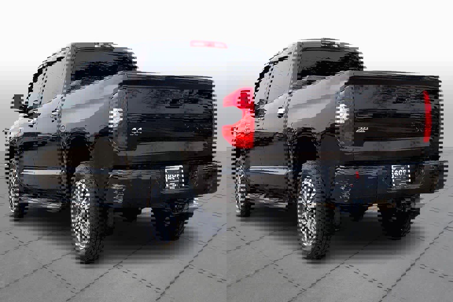 Used 2019 Toyota Tundra Platinum image 11