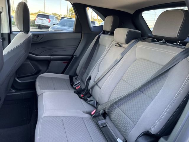 Certified 2022 Ford Escape SE w/ SE Sport Appearance Package image 17