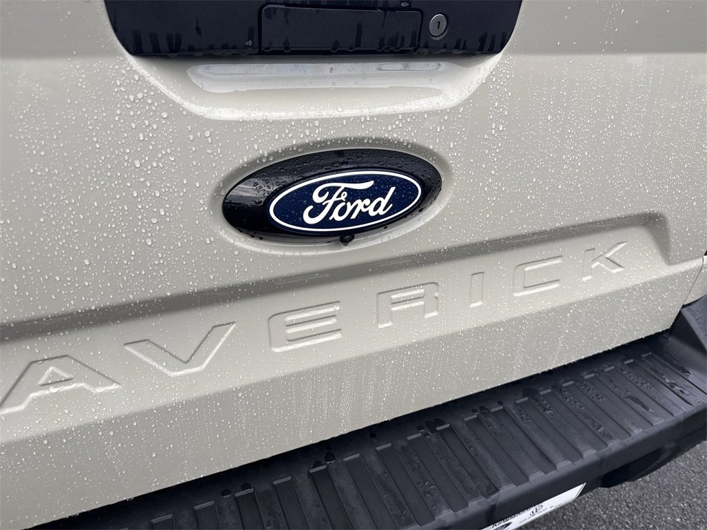 Certified 2025 Ford Maverick XL w/ Equipment Group 102A image 6