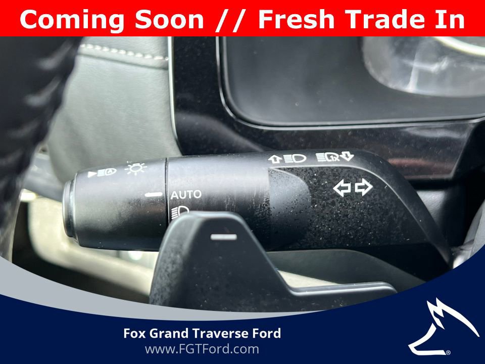 Used 2024 Nissan Pathfinder SV image 19