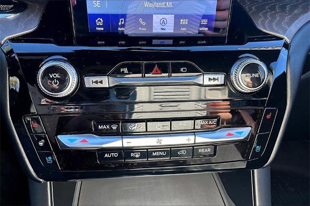Certified 2023 Ford Explorer Platinum w/ Technology Package image 31