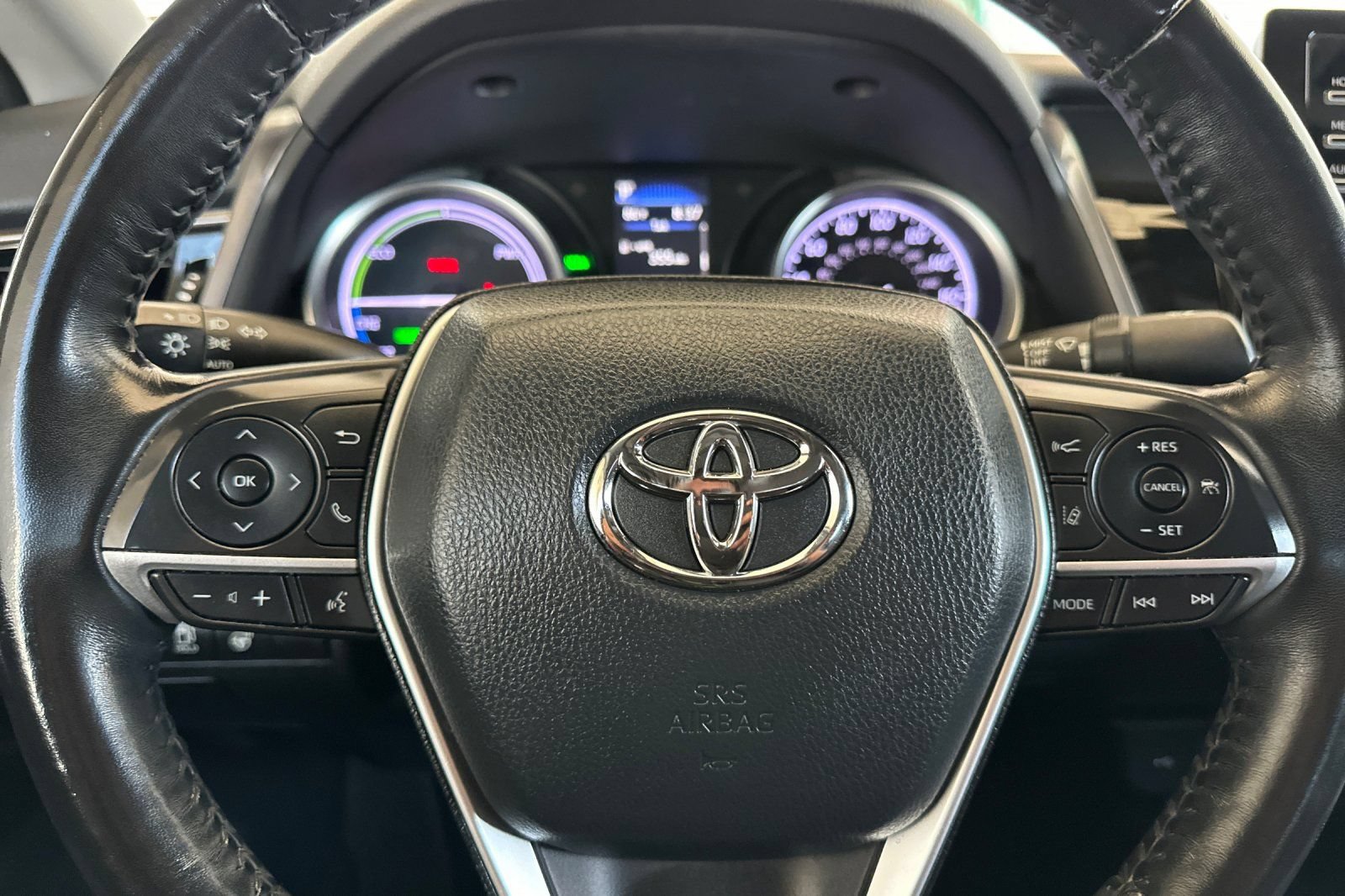 Used 2021 Toyota Camry LE w/ Cold Weather Package FWD image 23