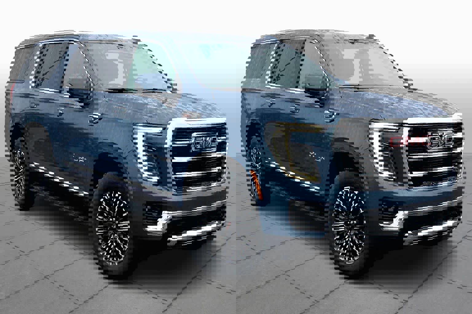 Used 2025 GMC Yukon XL Elevation image 2