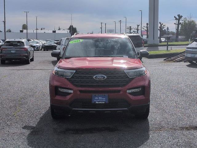 Certified 2024 Ford Explorer XLT w/ Equipment Group 202A AWD/4WD image 8
