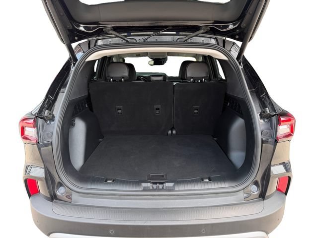 Certified 2023 Ford Escape Platinum AWD/4WD image 18