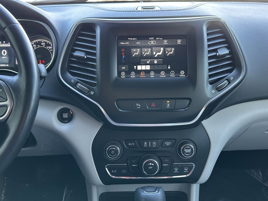 Used 2021 Jeep Cherokee Latitude Plus image 31