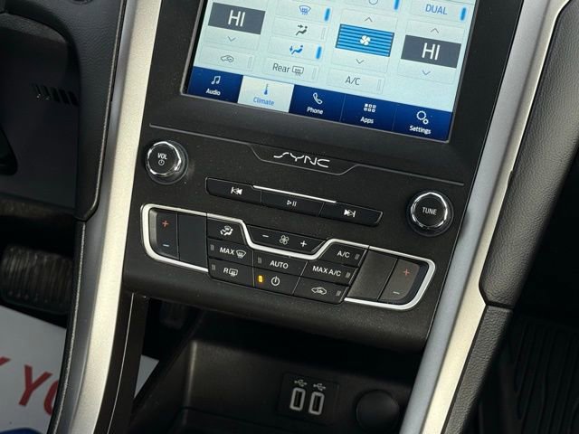 Certified 2020 Ford Fusion SE image 37