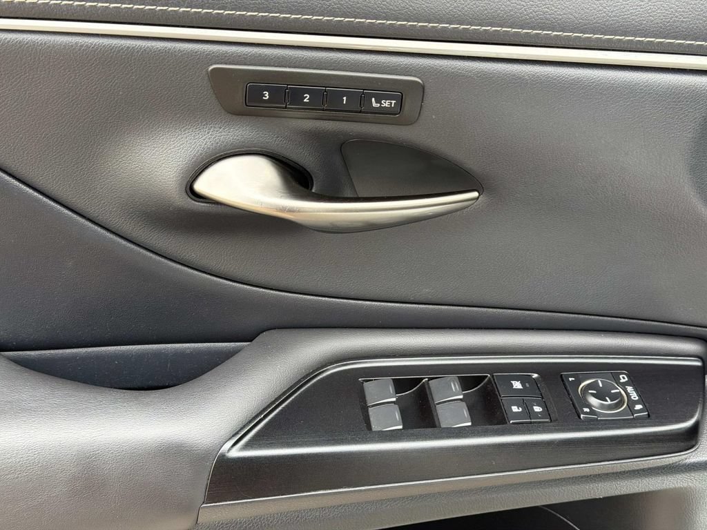 Used 2020 Lexus ES 350 w/ Premium Package FWD image 25