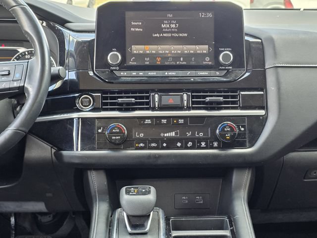 Used 2022 Nissan Pathfinder SV FWD image 8