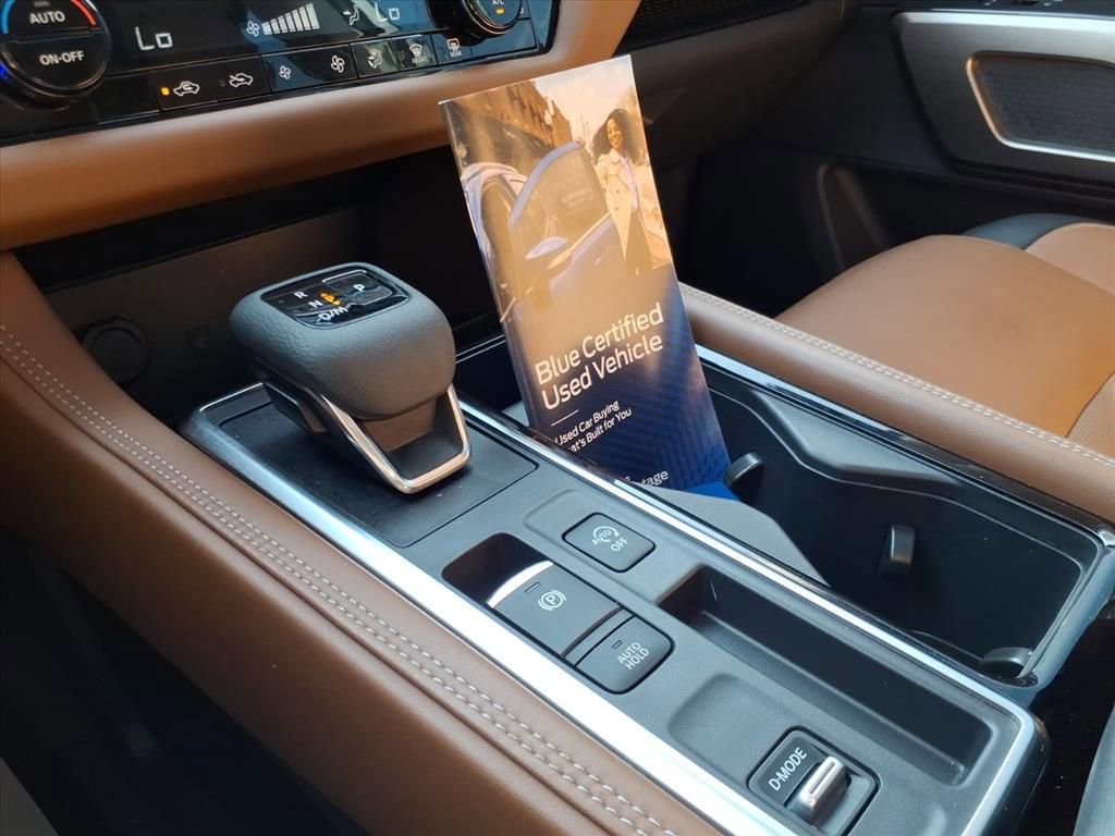 Used 2023 Nissan Pathfinder Platinum image 23