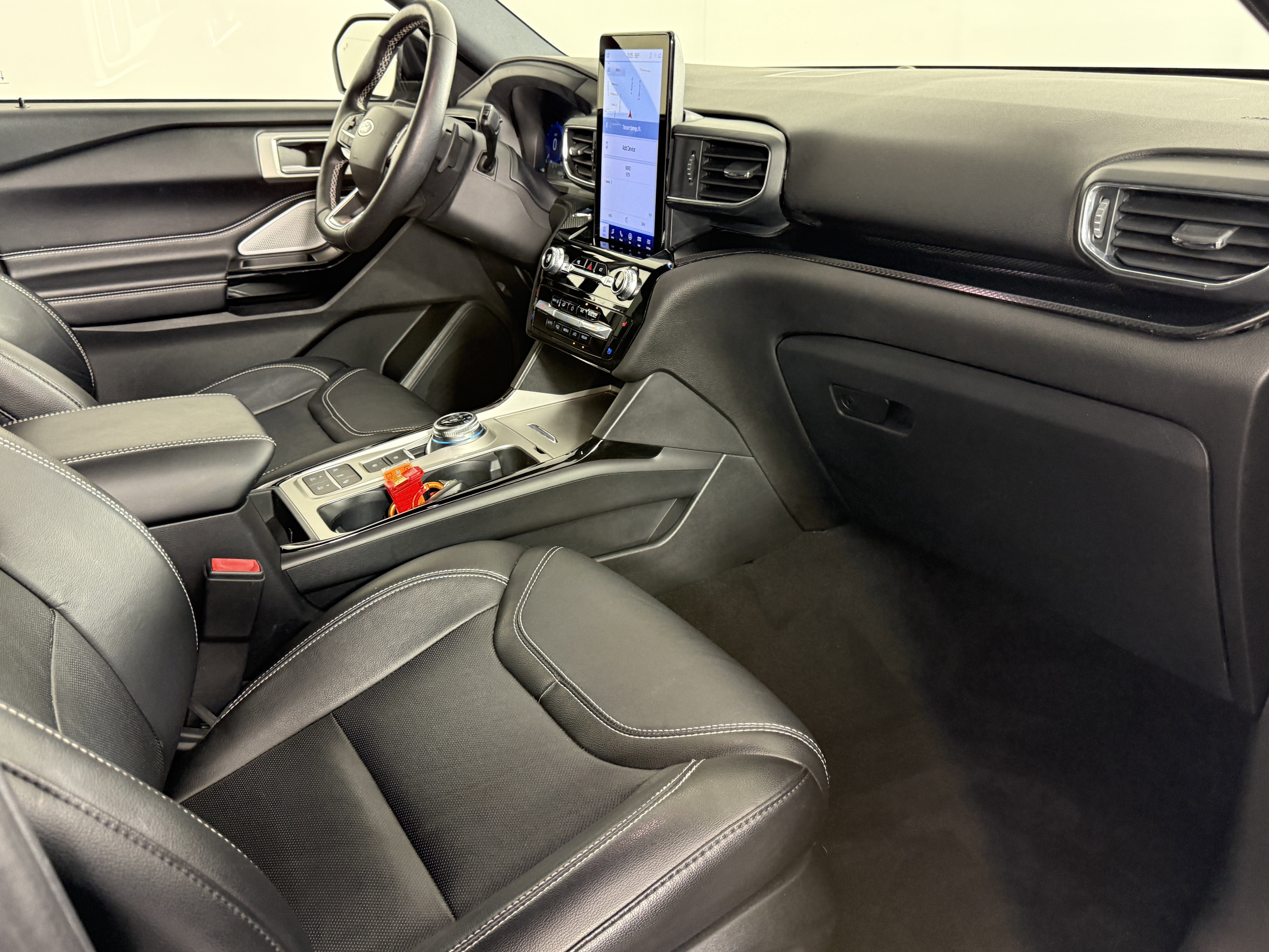 Certified 2022 Ford Explorer ST w/ Equipment Group 401A image 9