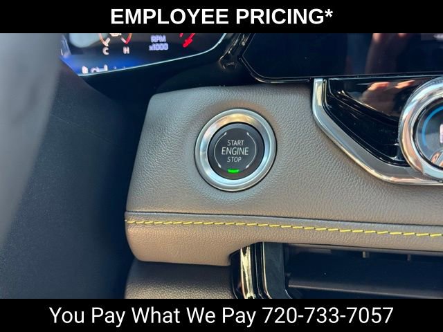 Used 2025 Chevrolet Colorado ZR2 w/ Technology Package AWD/4WD image 34