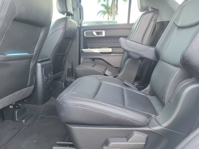 Certified 2023 Ford Explorer XLT w/ Equipment Group 202A RWD image 14