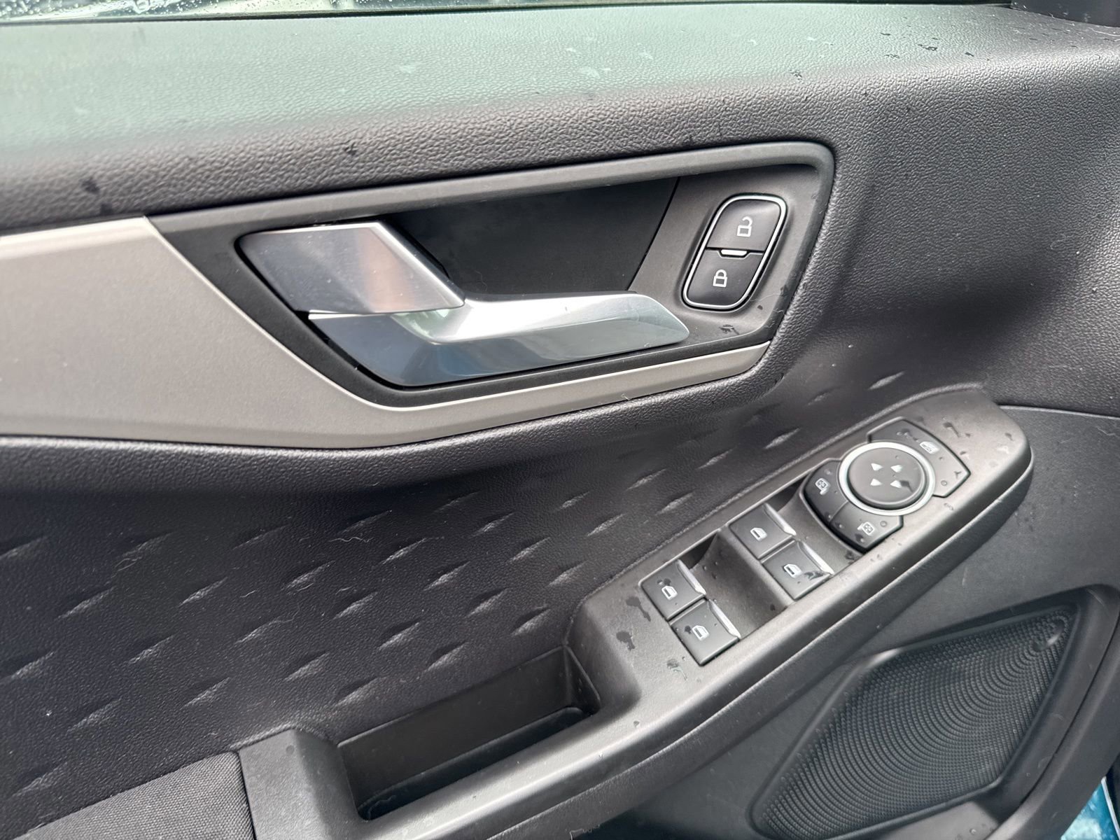 Certified 2020 Ford Escape SE Sport image 38