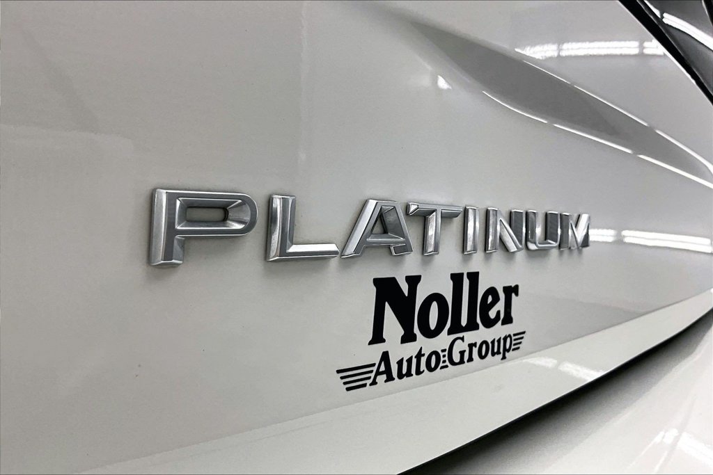 Certified 2025 Ford Expedition Max Platinum AWD/4WD image 8