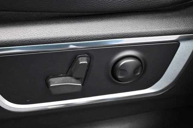 Used 2022 RAM 1500 Laramie AWD/4WD image 12