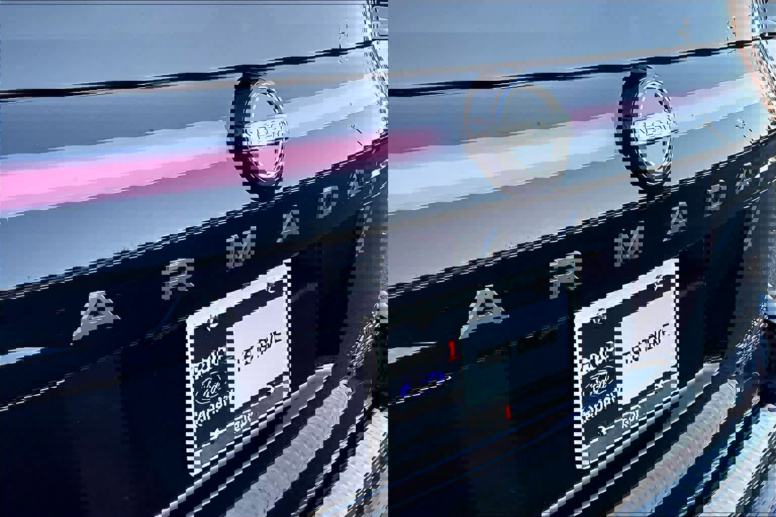 Used 2025 Nissan Armada Platinum Reserve image 30