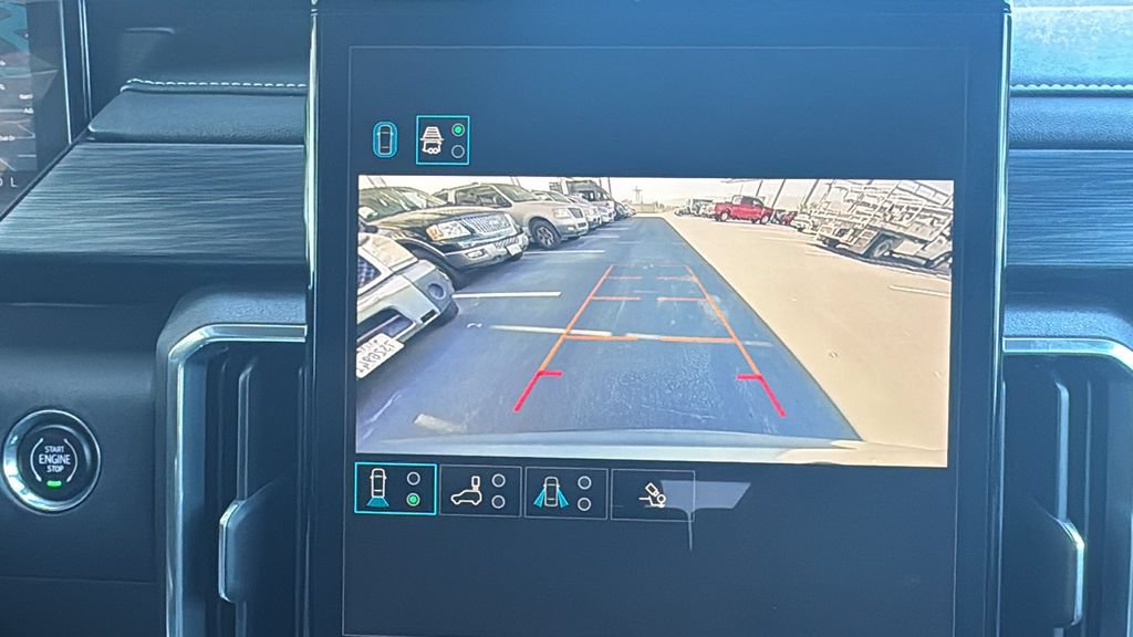 Used 2025 GMC Acadia Elevation FWD image 17