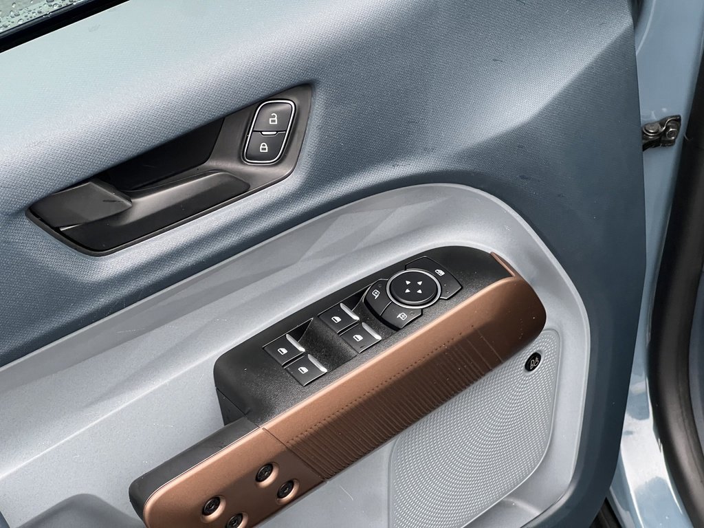 Certified 2023 Ford Maverick Lariat w/ Lariat Luxury Package image 17