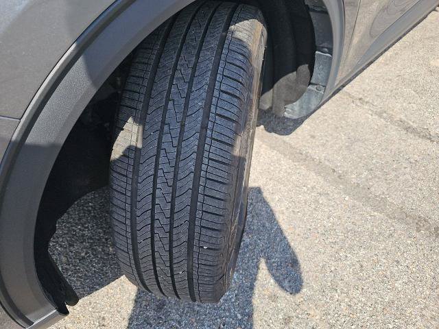 Certified 2025 Ford Escape ST-Line FWD image 31