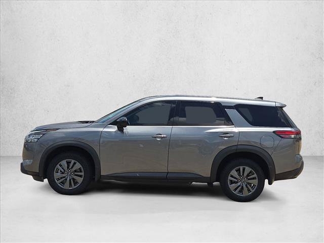 Used 2024 Nissan Pathfinder S FWD image 9