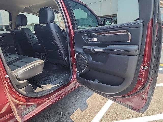 Used 2019 RAM 1500 Laramie AWD/4WD image 9