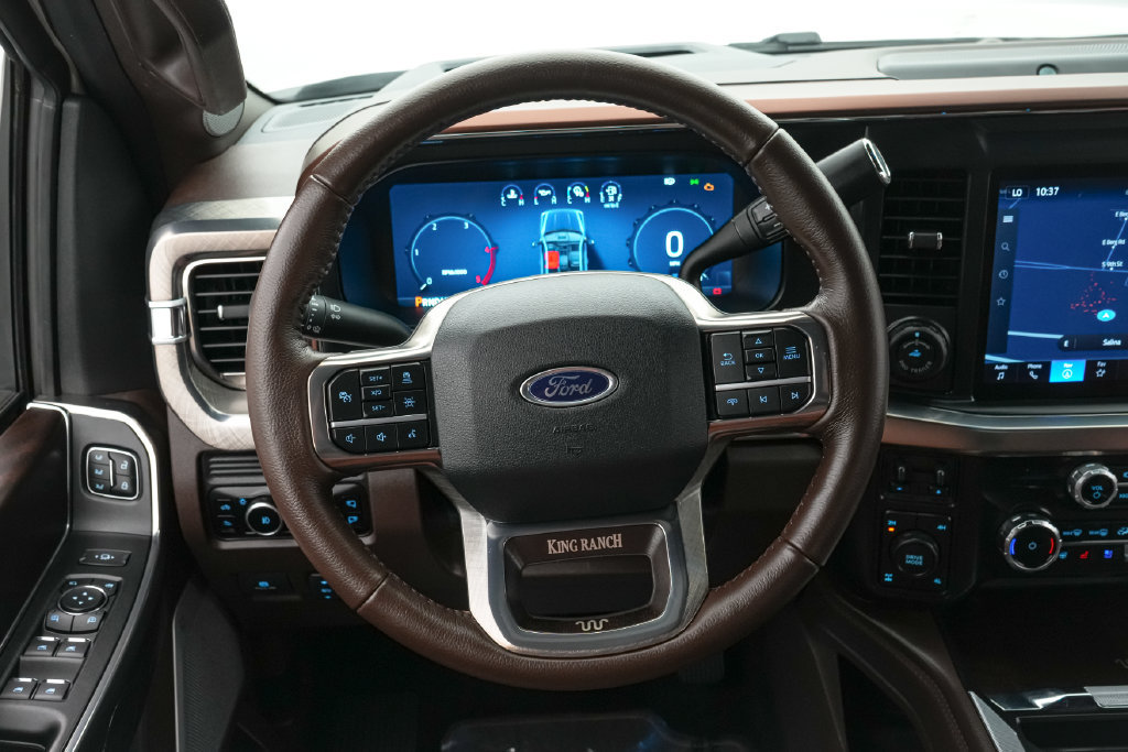 Certified 2025 Ford F250 King Ranch w/ FX4 Off-Road Package AWD/4WD image 17