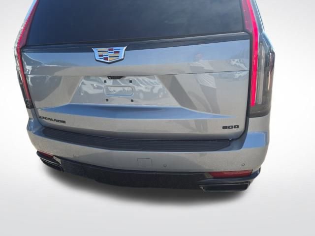 Used 2023 Cadillac Escalade ESV Sport w/ LPO, ONYX Package image 3