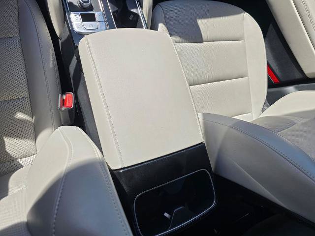 Used 2025 Kia Telluride S FWD image 24