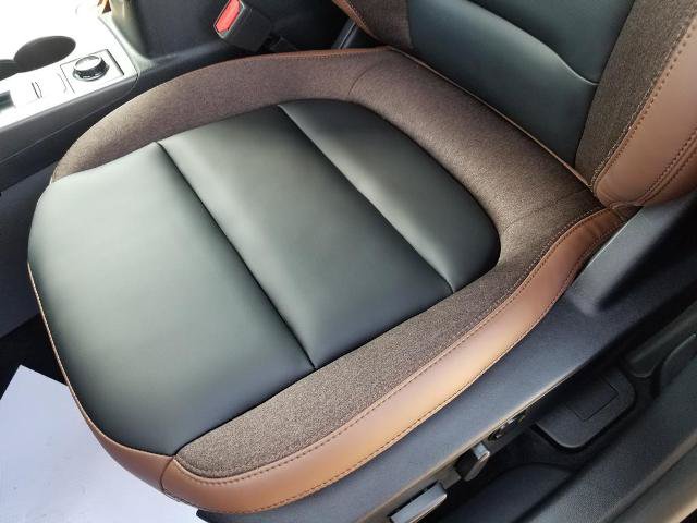 Certified 2025 Ford Bronco Sport Outer Banks w/ Outer Banks Tech Package+ AWD/4WD image 13