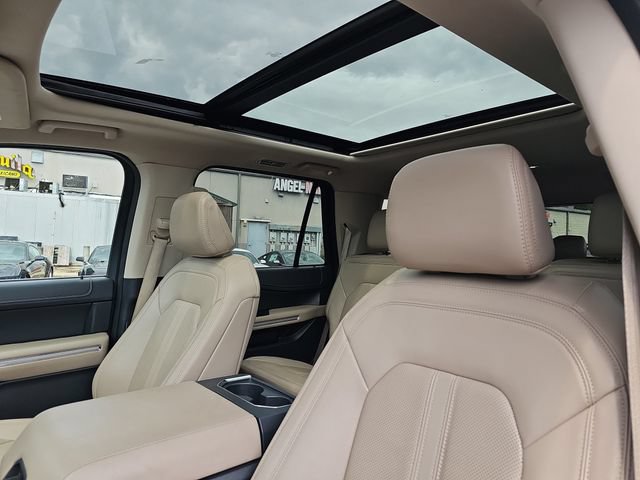 Certified 2024 Ford Expedition Limited AWD/4WD image 18