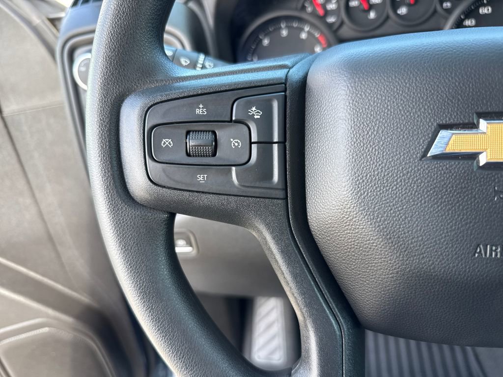 Used 2025 Chevrolet Silverado 2500 Custom w/ Custom Value Package image 16