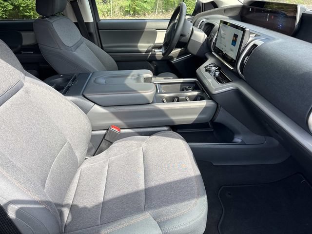 Certified 2025 Ford Expedition Active RWD image 23