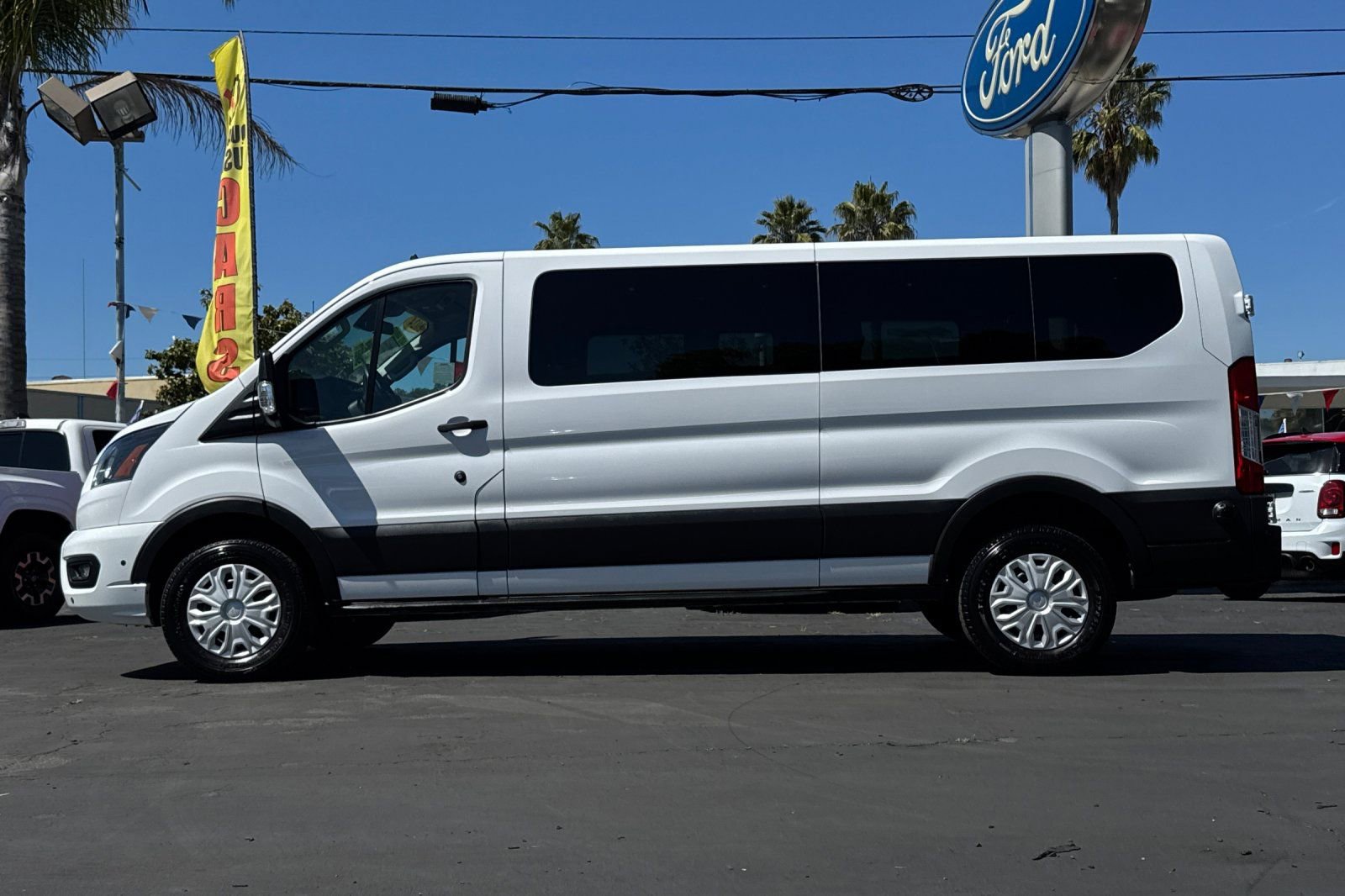 Certified 2024 Ford Transit 350 XLT RWD image 32
