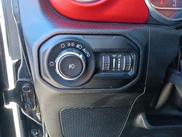Used 2021 Jeep Wrangler Unlimited Rubicon AWD/4WD image 8