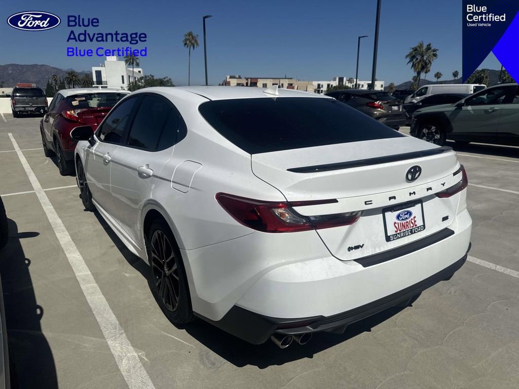 Used 2025 Toyota Camry SE FWD image 12