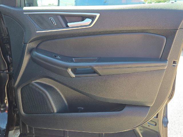 Certified 2024 Ford Edge SEL AWD/4WD image 8