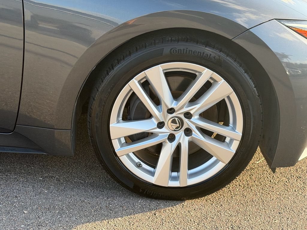 Used 2021 Lexus IS 300 w/ Accessory Package RWD image 9