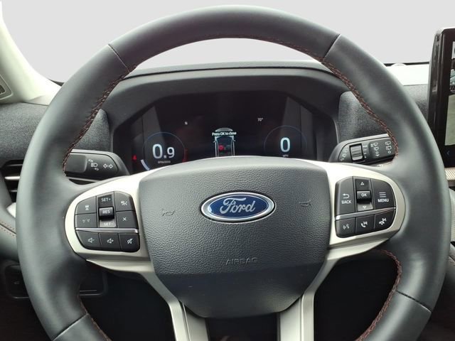 Certified 2025 Ford Explorer Active RWD image 28