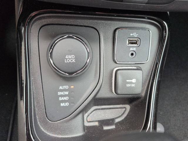 Used 2018 Jeep Compass Limited AWD/4WD image 41