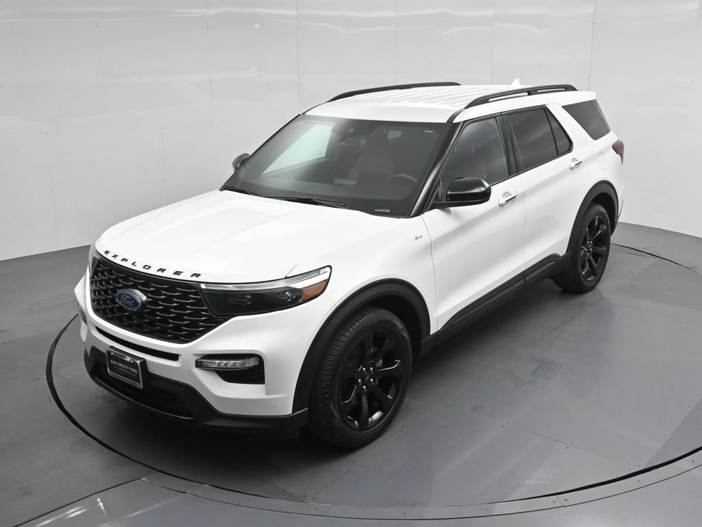 Certified 2023 Ford Explorer ST-Line w/ Class IV Trailer Tow Package RWD image 38