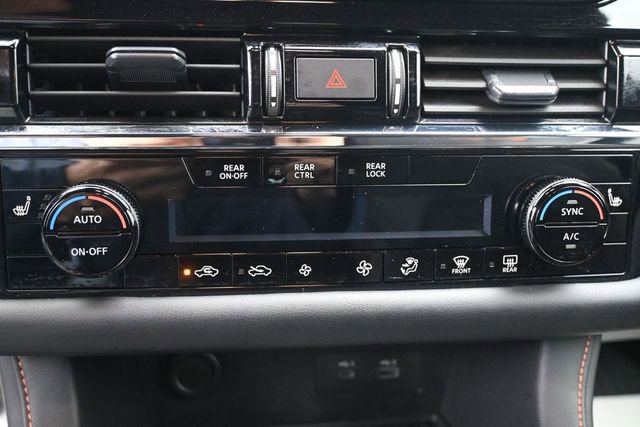 Used 2025 Nissan Pathfinder Rock Creek AWD/4WD image 12