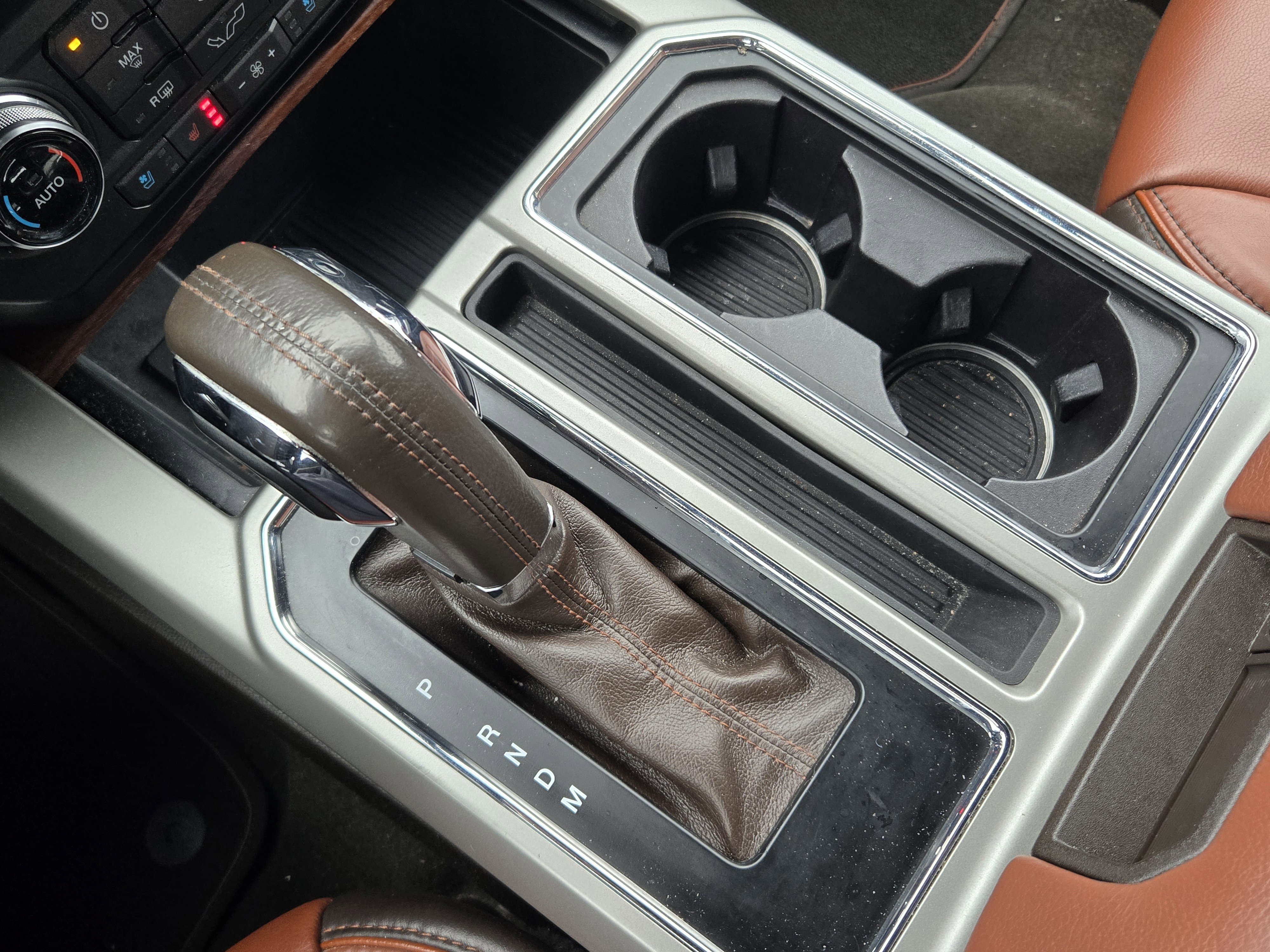 Certified 2019 Ford F150 King Ranch w/ Equipment Group 601A Luxury image 15