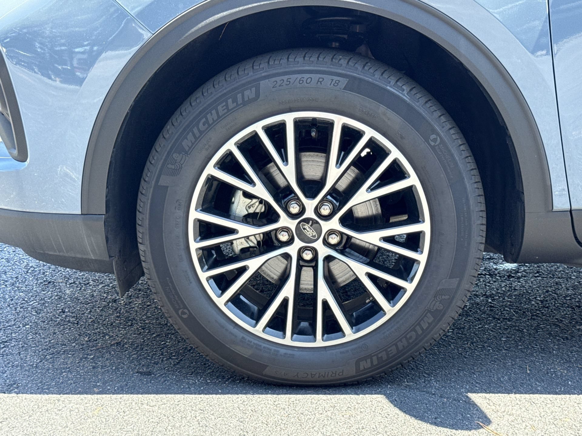 Certified 2025 Ford Escape SE FWD image 29