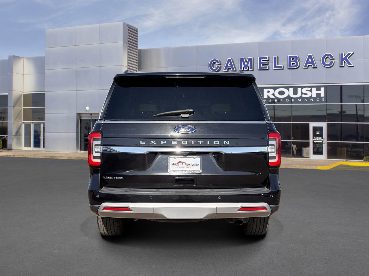 Certified 2024 Ford Expedition Limited AWD/4WD image 5