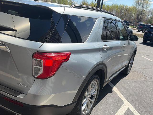 Certified 2023 Ford Explorer XLT w/ Equipment Group 202A AWD/4WD image 5